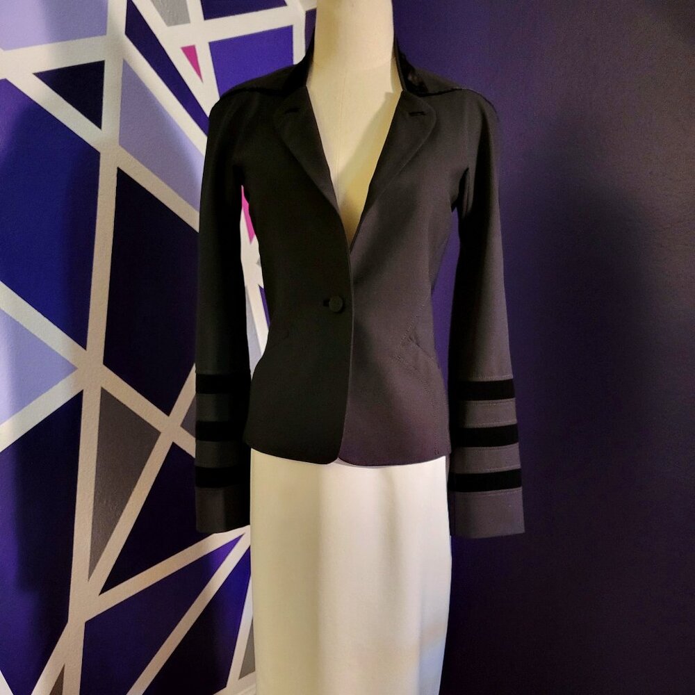Vintage Zac Posen Black Blazer - Size 4